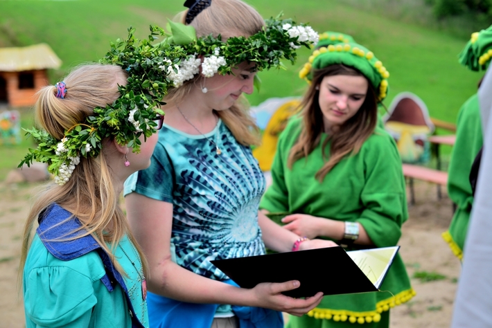 Osada Borowiackich Skrzatów w Teologu już otwarta - ZDJĘCIA, FILM