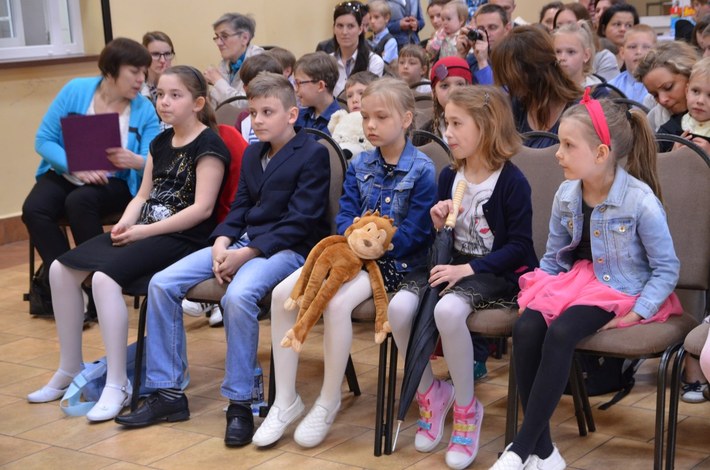 Raciąż: Mali poligloci - ZDJĘCIA