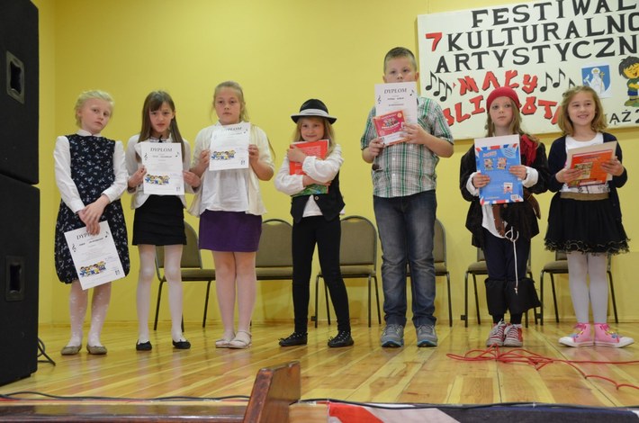 Raciąż: Mali poligloci - ZDJĘCIA