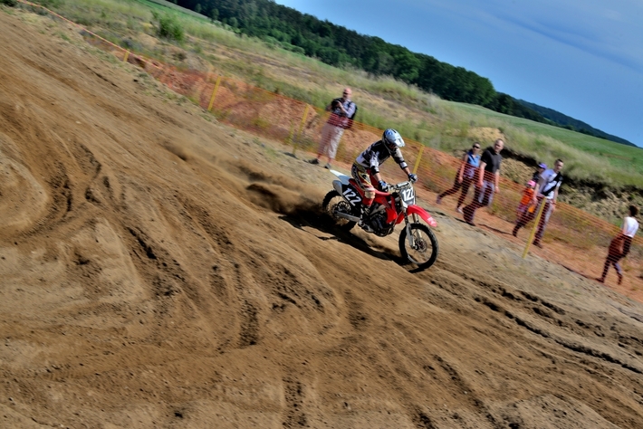 MOTOCROSS: Mistrzostwa Strefy Północnej w Więcborku - DUŻO ZDJĘĆ