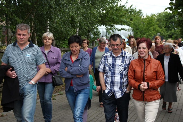 Żalno: Otworzyli kwiatowy zakątek - ZDJĘCIA