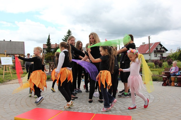 Żalno: Otworzyli kwiatowy zakątek - ZDJĘCIA