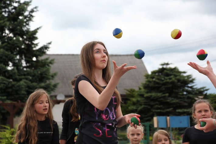 Żalno: Otworzyli kwiatowy zakątek - ZDJĘCIA