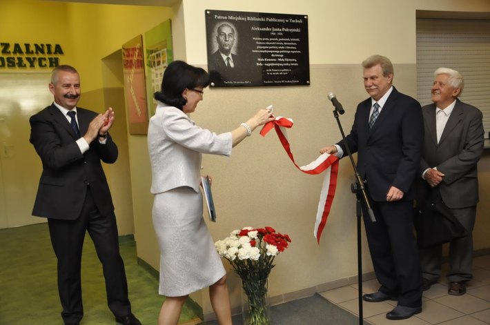 Tuchola: Janta-Połczyński patronem tucholskiej biblioteki - ZDJĘCIA