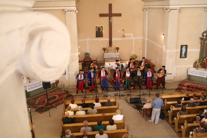 Gmina Kęsowo: Kościół w Jeleńczu wreszcie po remoncie - ZDJĘCIA