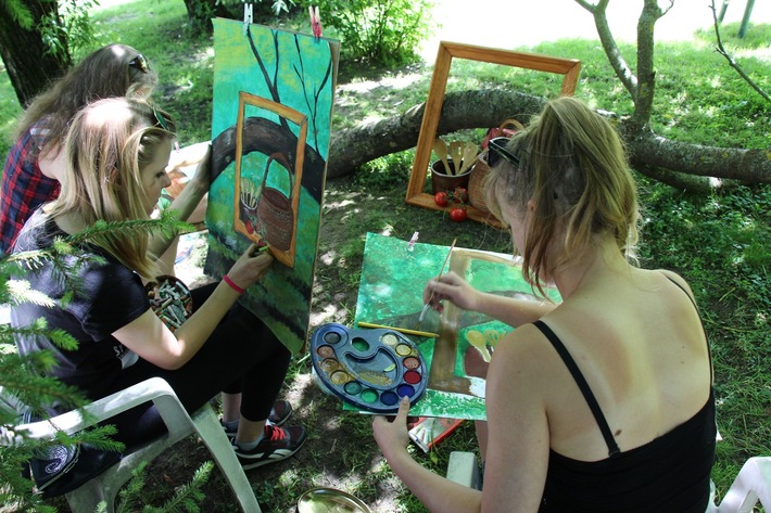 Adamkowo: Plener malarski w Ptasiej Wiosce - ZDJĘCIA