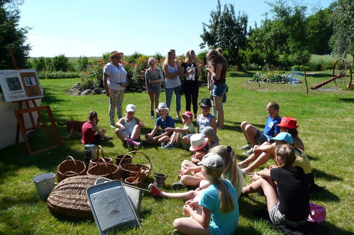 Adamkowo: Plener malarski w Ptasiej Wiosce - ZDJĘCIA
