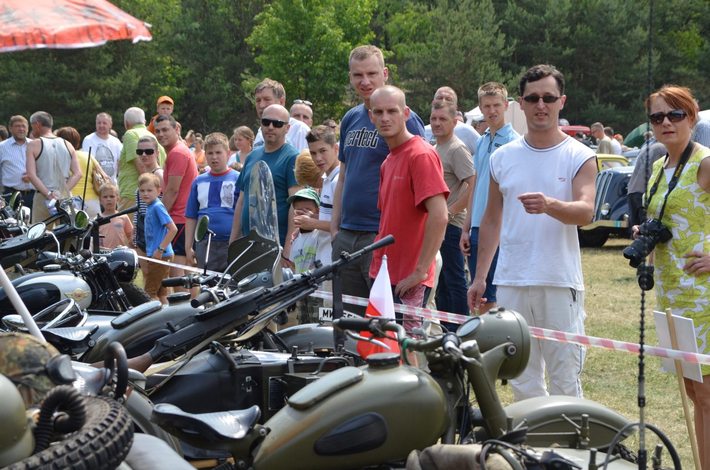 Tuchola: Wystawa pojazdów w Małpim Gaju - ZDJĘCIA