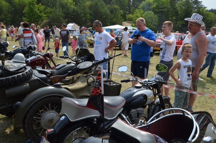 Tuchola: Wystawa pojazdów w Małpim Gaju - ZDJĘCIA