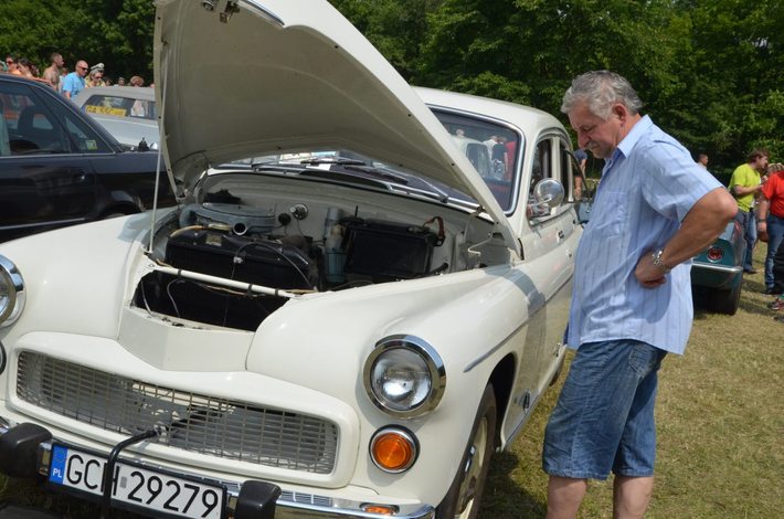 Tuchola: Wystawa pojazdów w Małpim Gaju - ZDJĘCIA