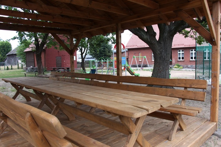 Gmina Śliwice: Place zabaw, toaleta i kontrowersyjna wiata - ZDJĘCIA