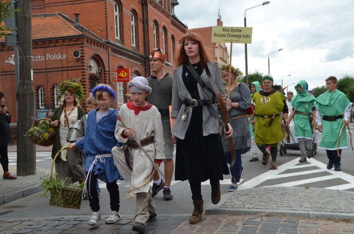 Tuchola: Pochód Borowiaków - ZDJĘCIA cz. I