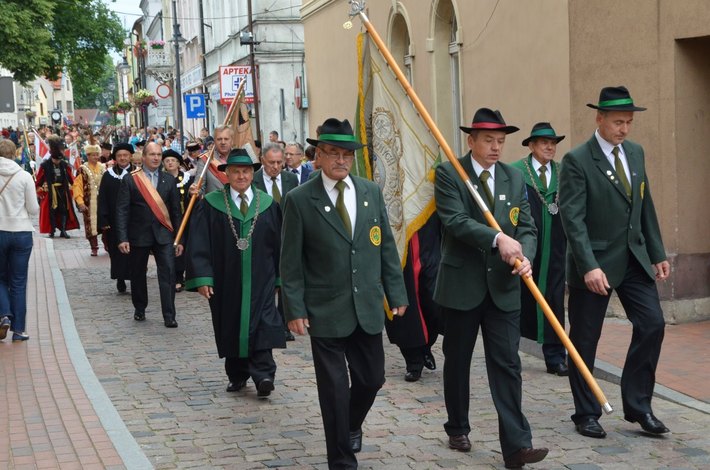 Tuchola: Pochód Borowiaków - ZDJĘCIA cz. I