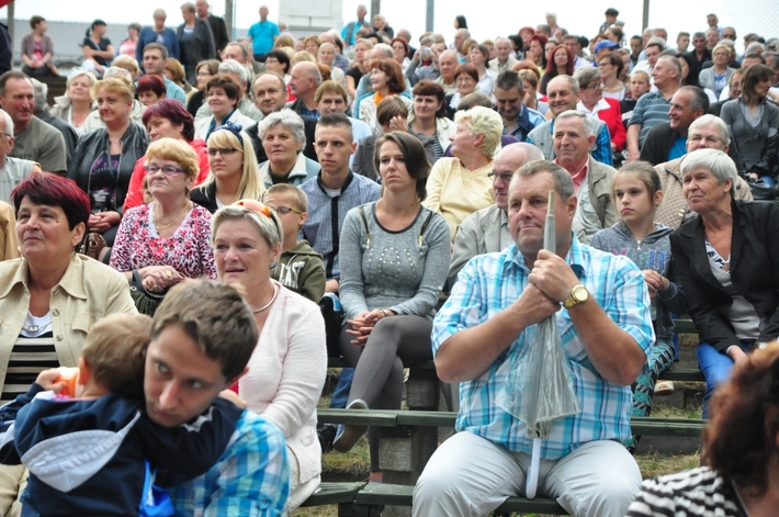 Festiwal piosenki religijnej w Tucholi Rudzkim Moście - ZDJĘCIA