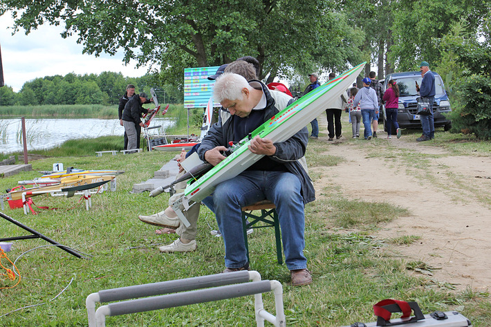 Międzynarodowe Zawody Modeli Ślizgów - ZDJĘCIA