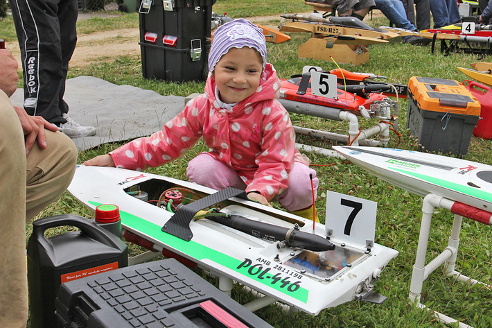 Międzynarodowe Zawody Modeli Ślizgów - ZDJĘCIA