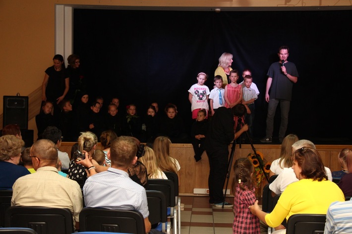 Gostycyn: Wystawili spektakl w ciemnościach - ZDJĘCIA