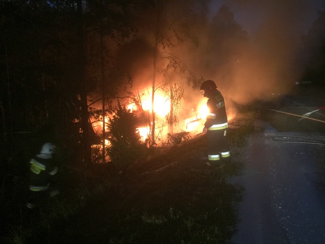 Wypadek pomiędzy Lubiewicami a Rykowiskiem - ZDJĘCIA