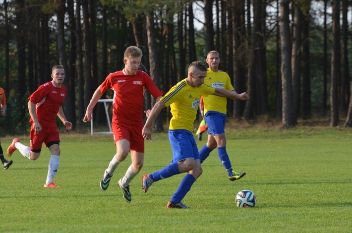 Raciąż: Rawys Kan-Bor kontra Grom - ZDJĘCIA