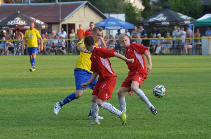 Raciąż: Rawys Kan-Bor kontra Grom - ZDJĘCIA