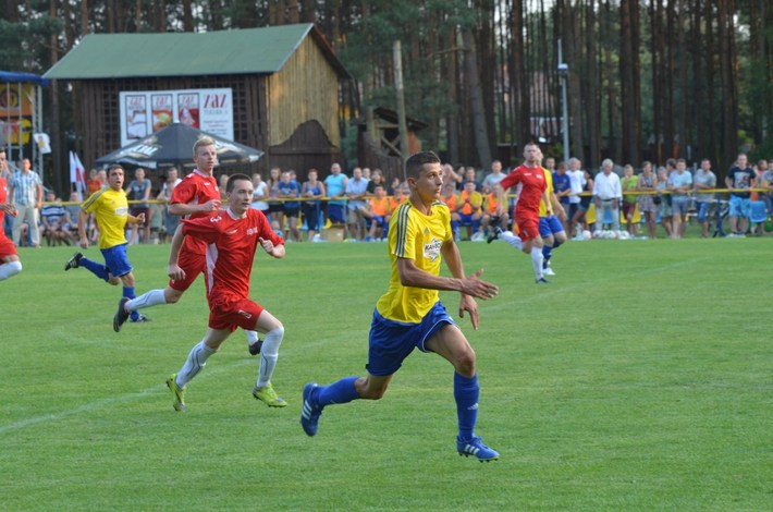 Raciąż: Rawys Kan-Bor kontra Grom - ZDJĘCIA