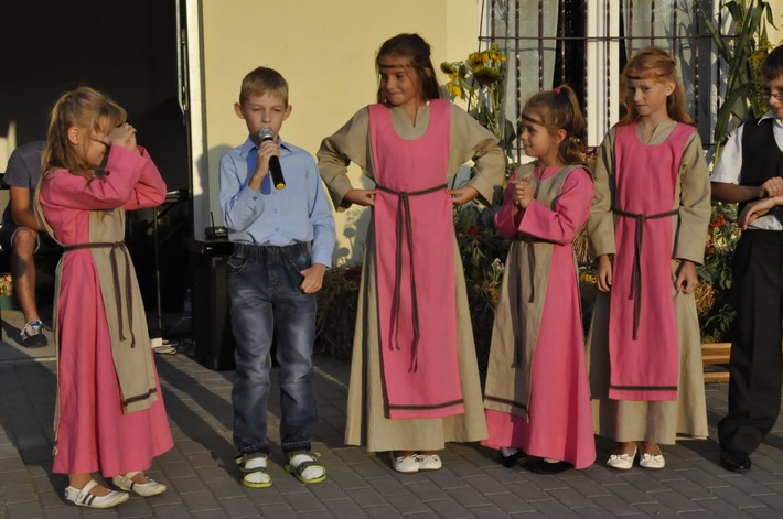 Stobno: Biesiada trwała do późna - ZDJĘCIA