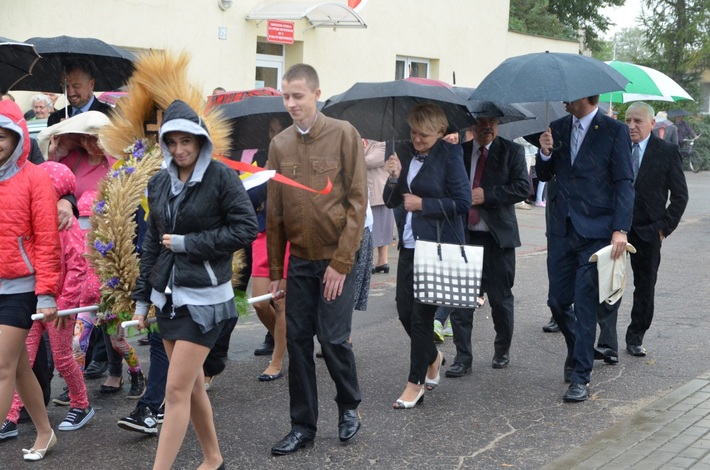 Tuchola: Dożynki gminne w Mędromierzu - ZDJĘCIA