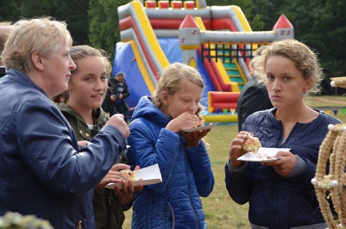 Tuchola: Dożynki gminne w Mędromierzu - ZDJĘCIA