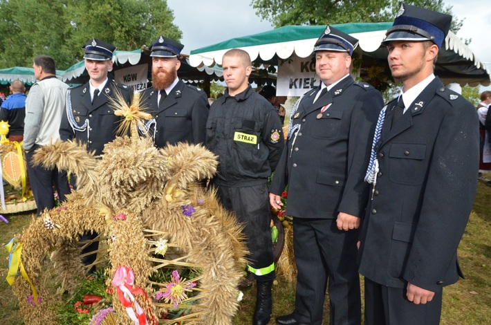 Tuchola: Dożynki gminne w Mędromierzu - ZDJĘCIA