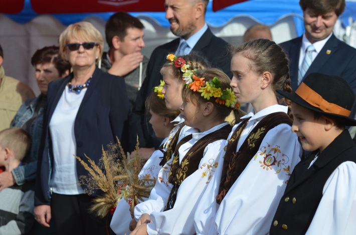 Tuchola: Dożynki gminne w Mędromierzu - ZDJĘCIA