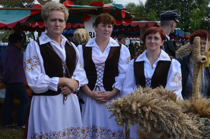 Tuchola: Dożynki gminne w Mędromierzu - ZDJĘCIA