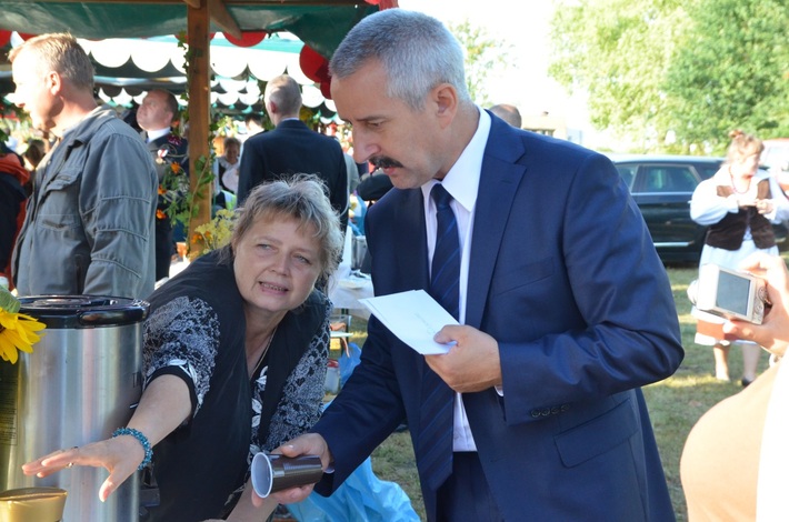 Tuchola: Dożynki gminne w Mędromierzu - ZDJĘCIA