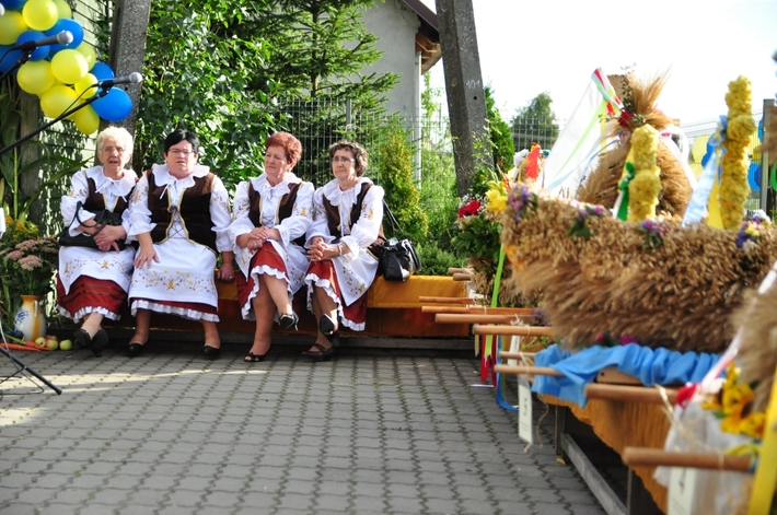 Cekcyn: Dożynki gminne świętowano w Iwcu - ZDJĘCIA