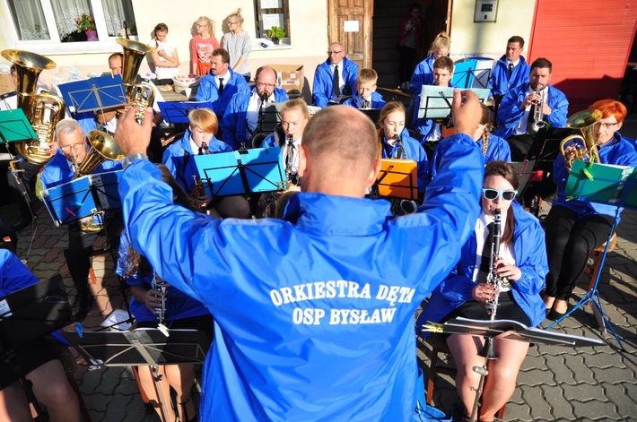 Cekcyn: Dożynki gminne świętowano w Iwcu - ZDJĘCIA