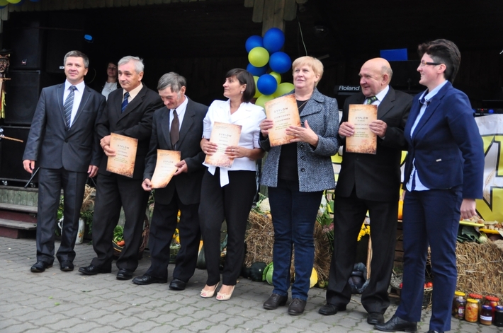 Cekcyn: Dożynki gminne świętowano w Iwcu - ZDJĘCIA