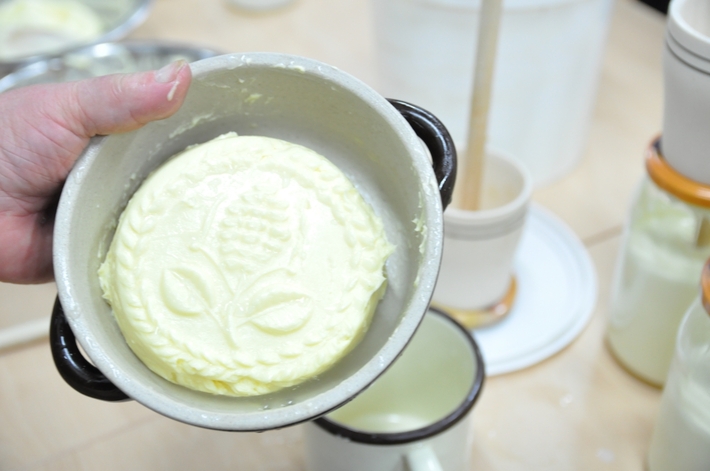 Tak w Tucholi robi się masło - ZDJĘCIA