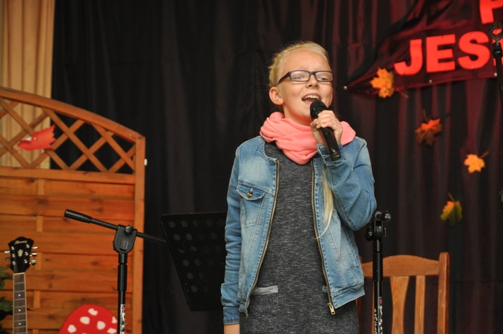 Gmina Kęsowo: I Przegląd Piosenki Jesiennej - ZDJĘCIA