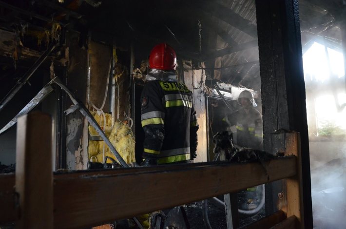 Gmina Tuchola: Pożar domu w Klocku - ZDJĘCIA