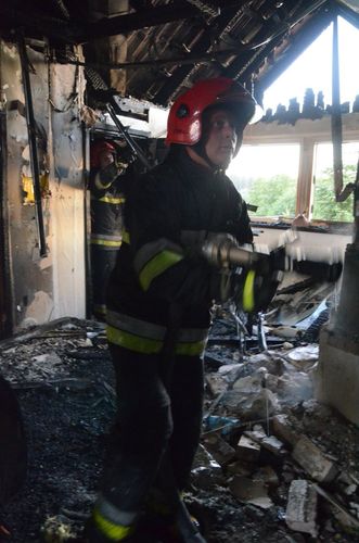 Gmina Tuchola: Pożar domu w Klocku - ZDJĘCIA