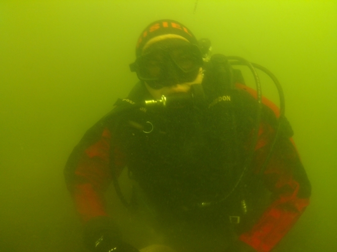 Pod wodą jeziora w Cekcynie - ZDJĘCIA i FILM