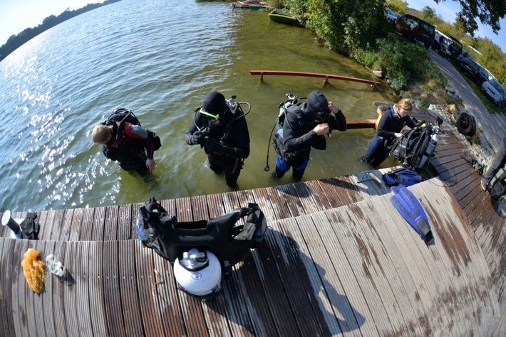 Pod wodą jeziora w Cekcynie - ZDJĘCIA i FILM