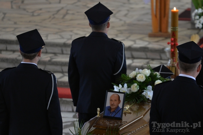 Pogrzeb strażaka - ZDJĘCIA