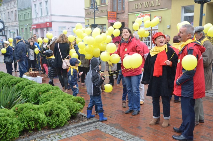 Tuchola: Posadzono dziesiątki żonkili - ZDJĘCIA