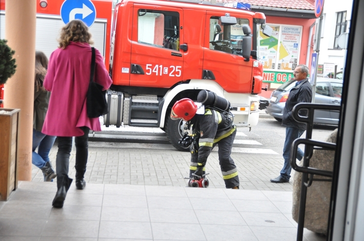 Tuchola: Ewakuacja starostwa - ZDJĘCIA
