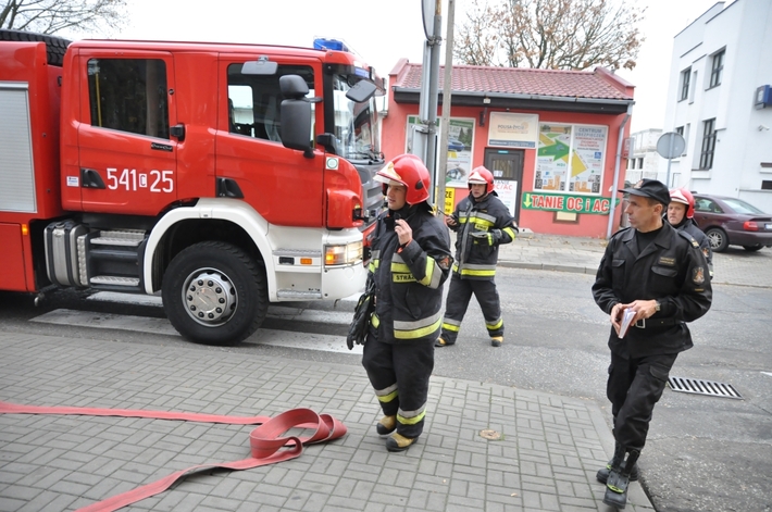 Tuchola: Ewakuacja starostwa - ZDJĘCIA