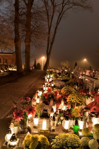 Cmentarze nocą - Bysław, Śliwice, Zdroje - ZDJĘCIA