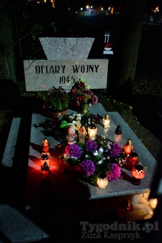 Cmentarze nocą - Bysław, Śliwice, Zdroje - ZDJĘCIA