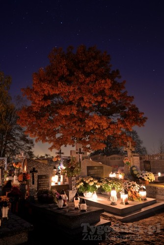 Cmentarze nocą - Bysław, Śliwice, Zdroje - ZDJĘCIA