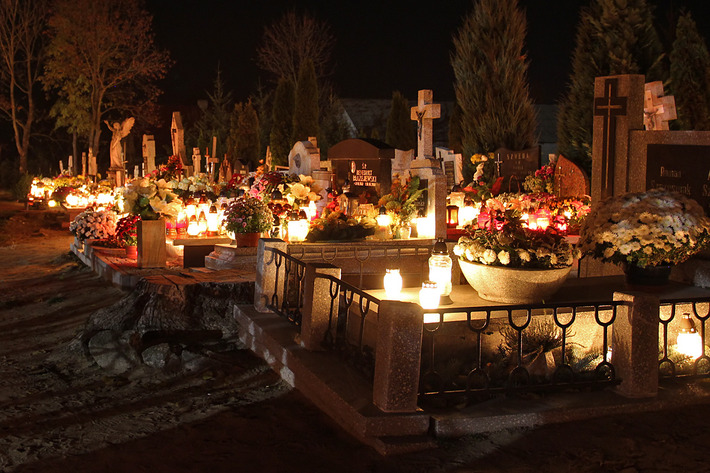 Cmentarze nocą - Tuchola, Rudzki Most, Gostycyn, Jeleńcz - ZDJĘCIA