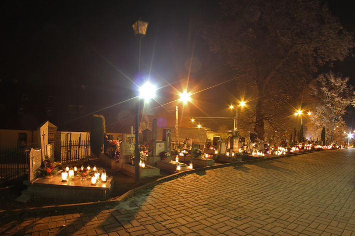 Cmentarze nocą - Tuchola, Rudzki Most, Gostycyn, Jeleńcz - ZDJĘCIA